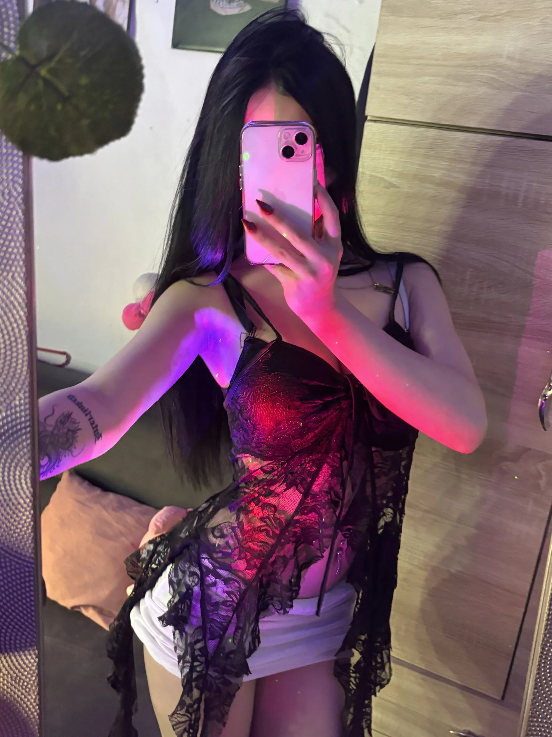 XXX Porn Photo of Nude megan_n 6