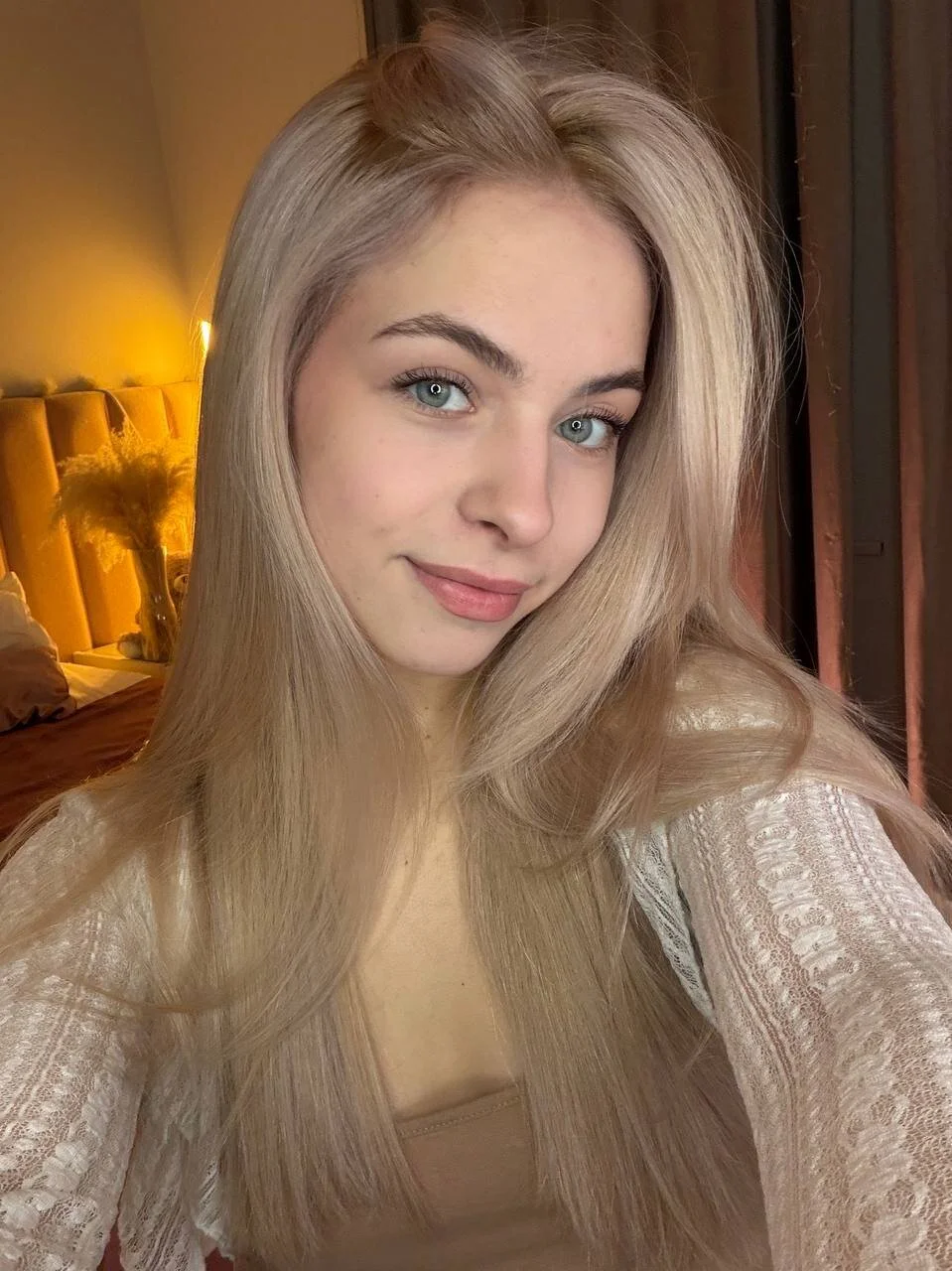 XXX Porn Photo of Nude ShinyBarbie 1