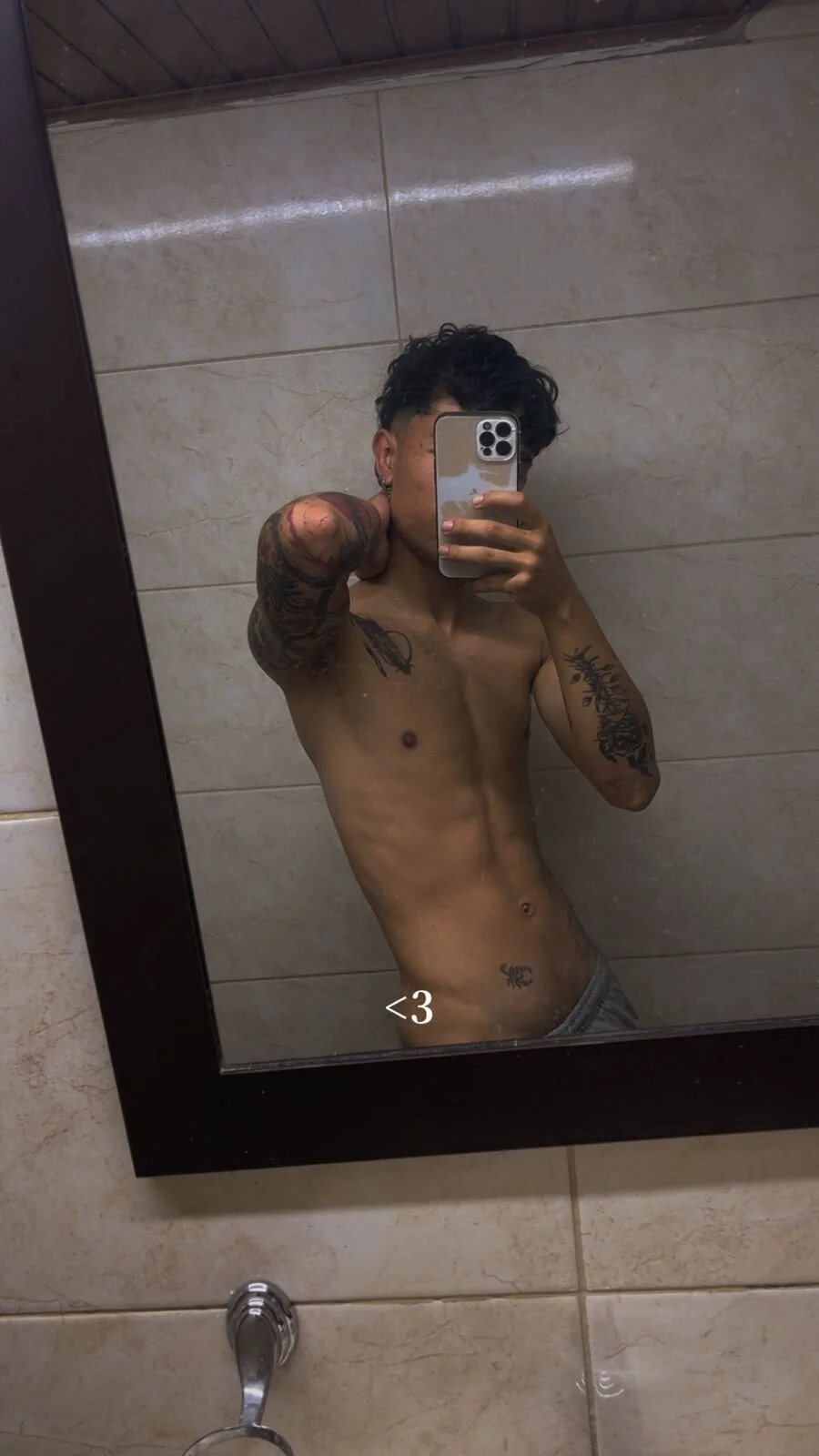 XXX Porn Photo of Nude Aiden_Rivers_ 13