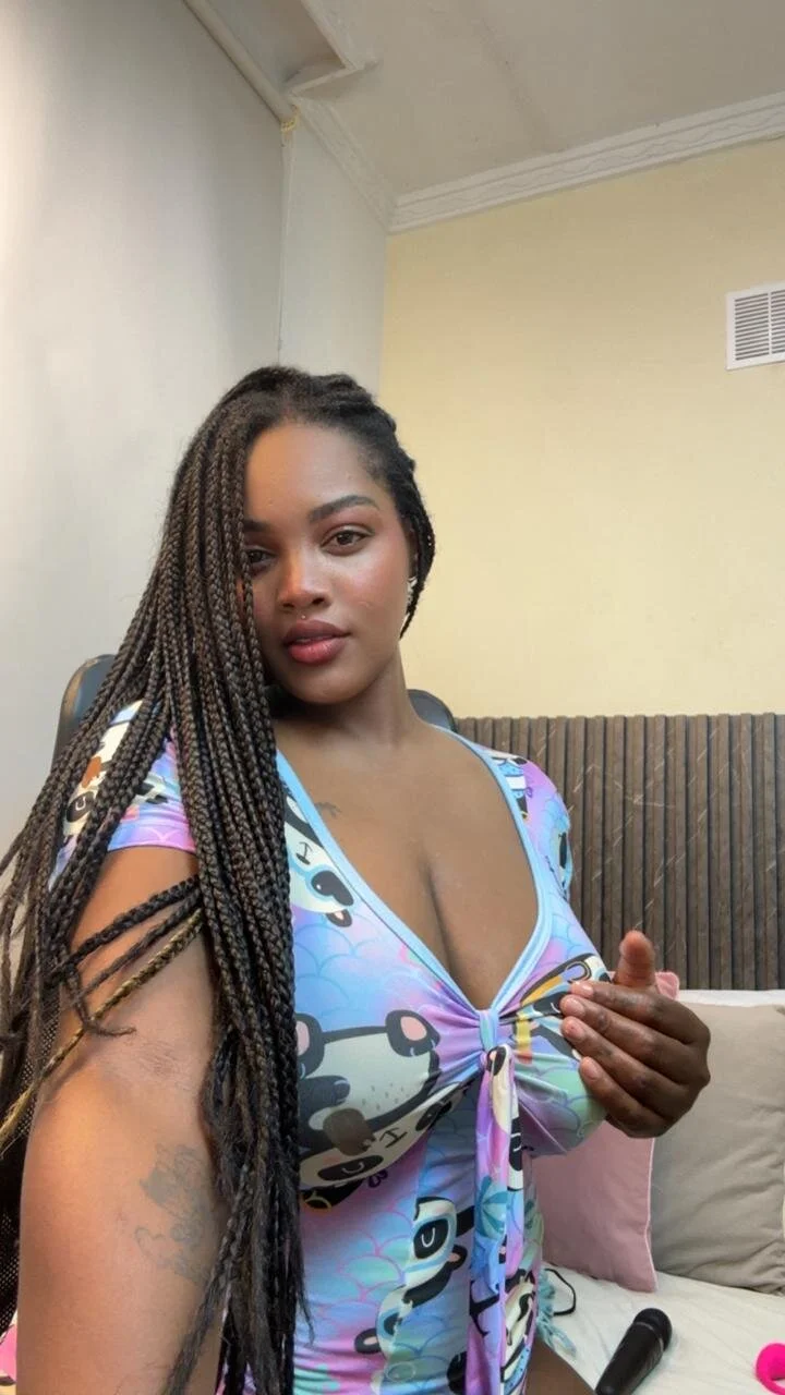 XXX Porn Photo of Nude chanel_brunette 177