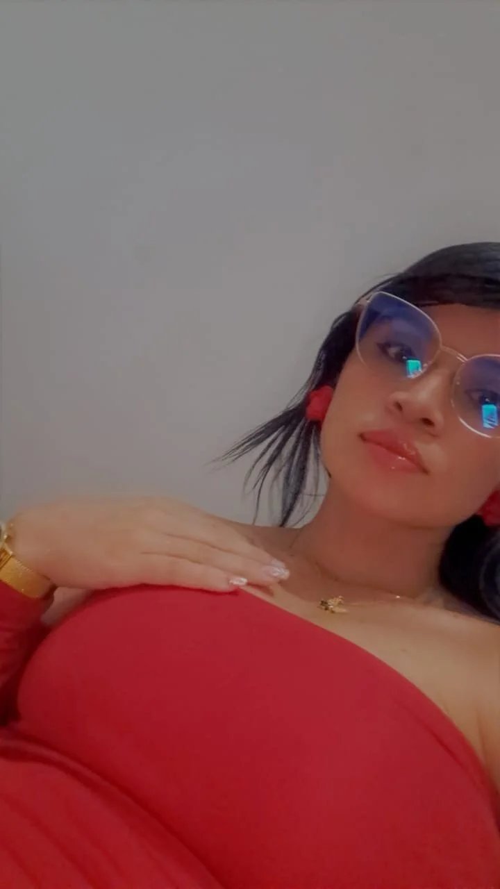 XXX Porn Photo of Nude smallbrenda21 37