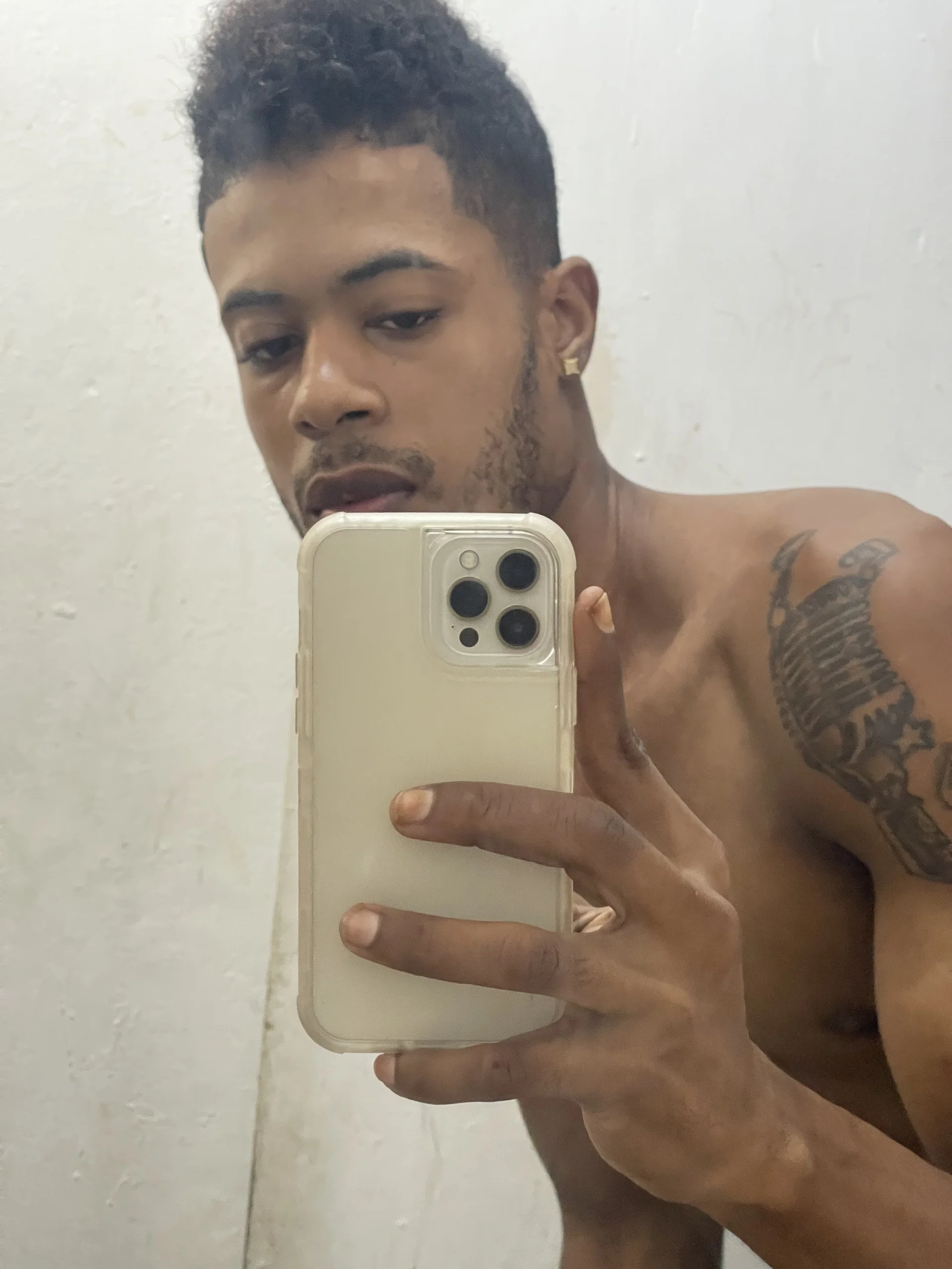 XXX Porn Photo of Nude yensyrd 6