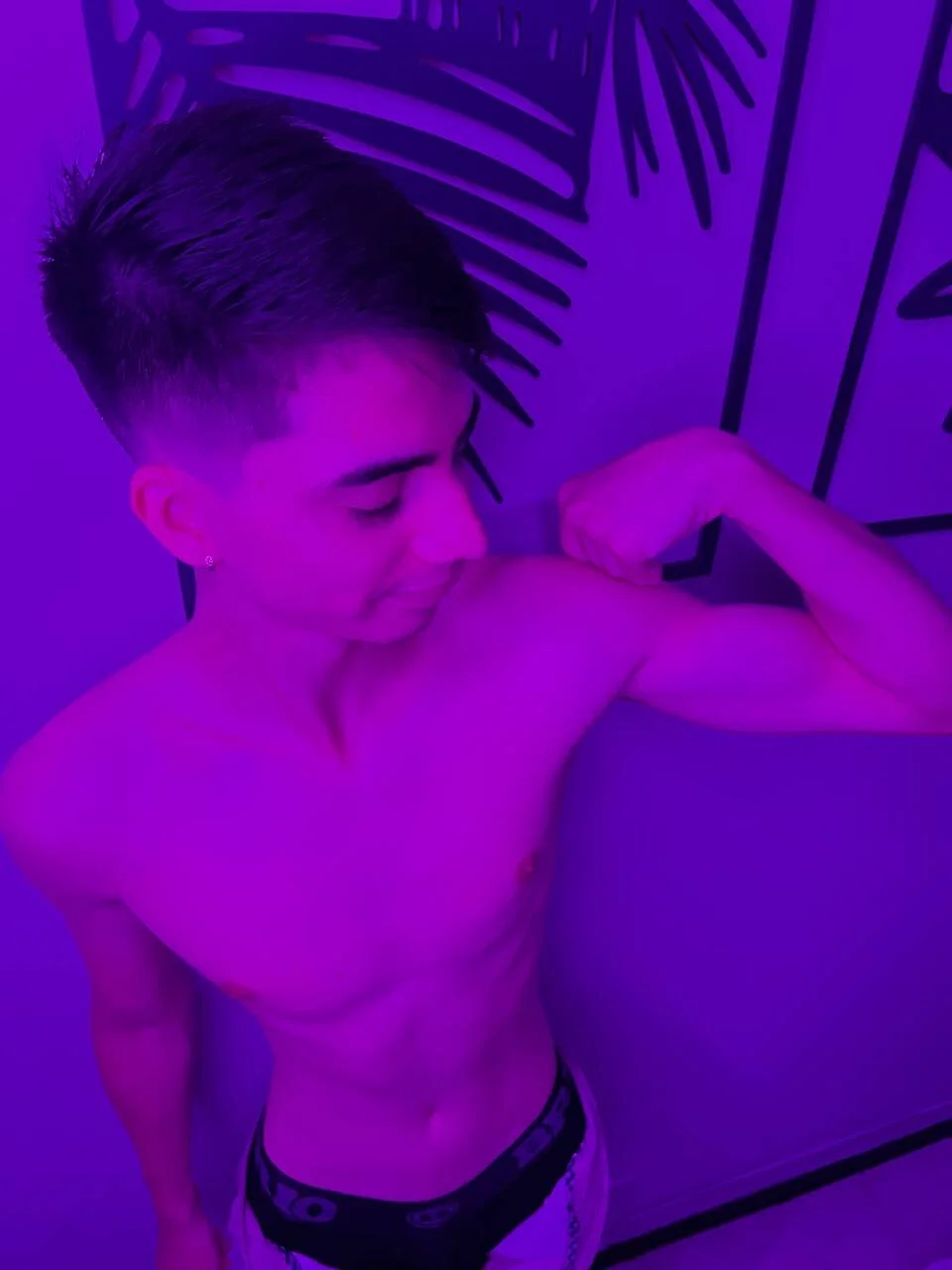 XXX Porn Photo of Nude chris_carterr 28