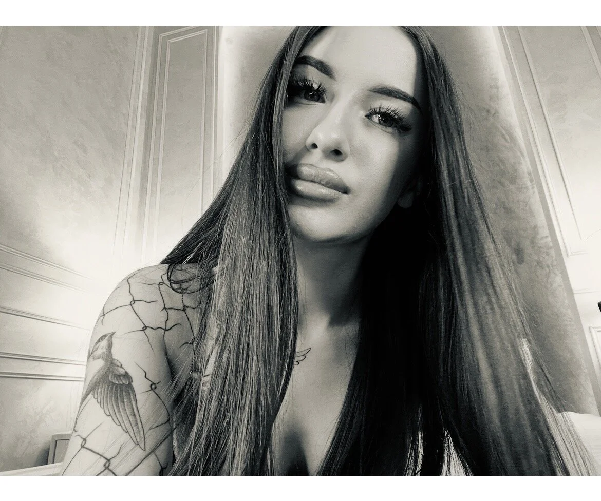 XXX Porn Photo of Nude Luna_Olsen 88
