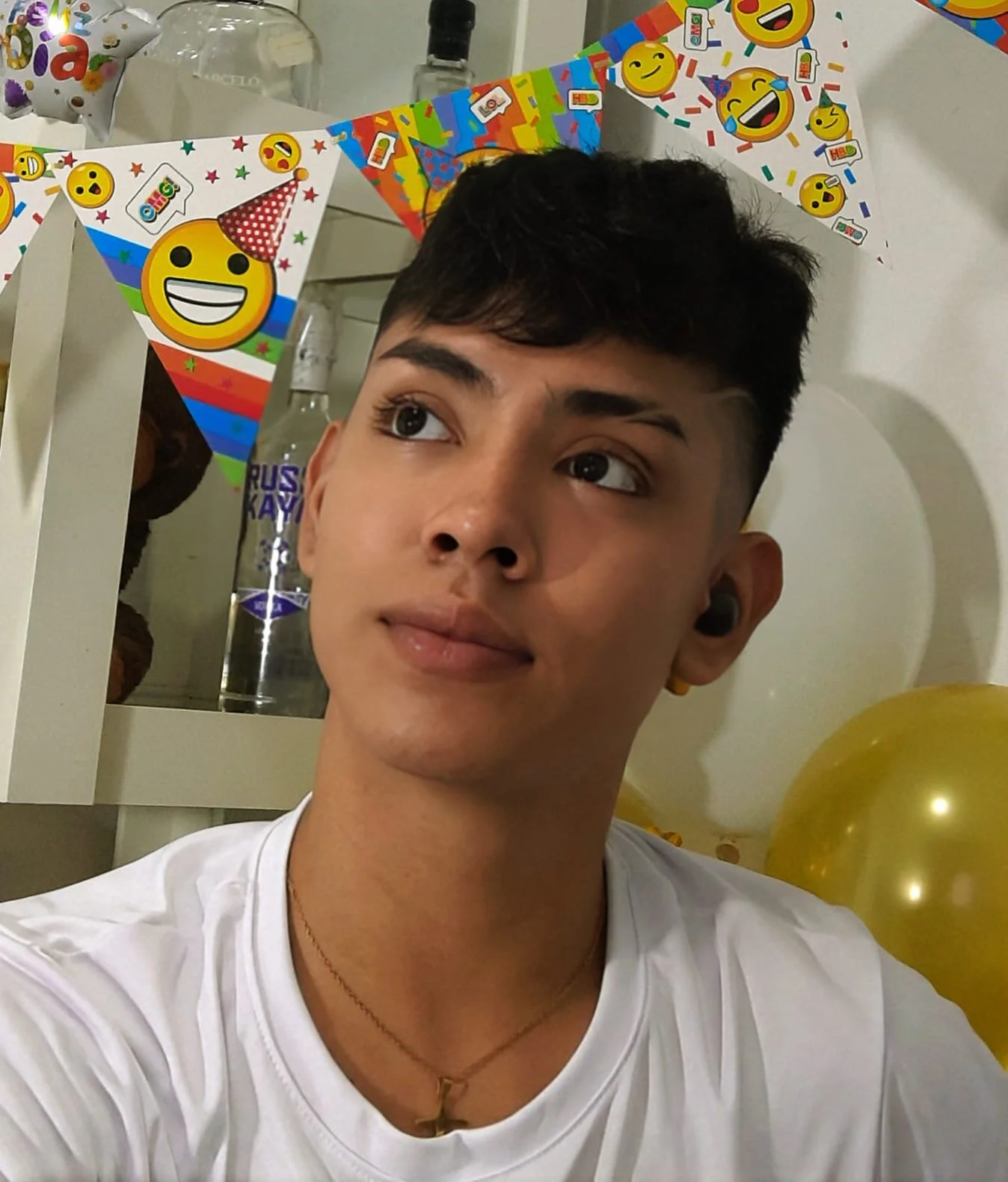 XXX Porn Photo of Nude LoganTwink18 8