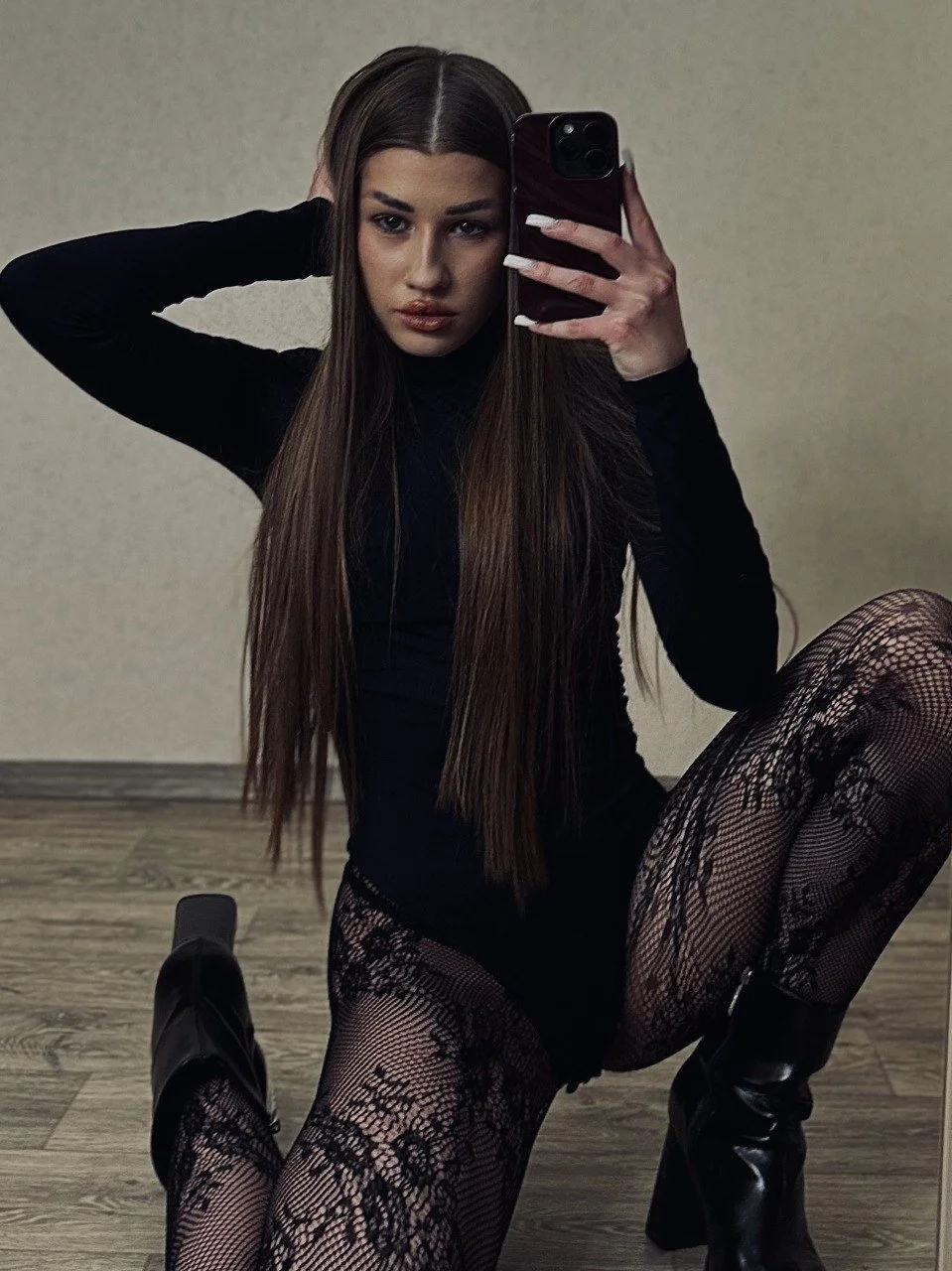 XXX Porn Photo of Nude LuxeKittyXO 3