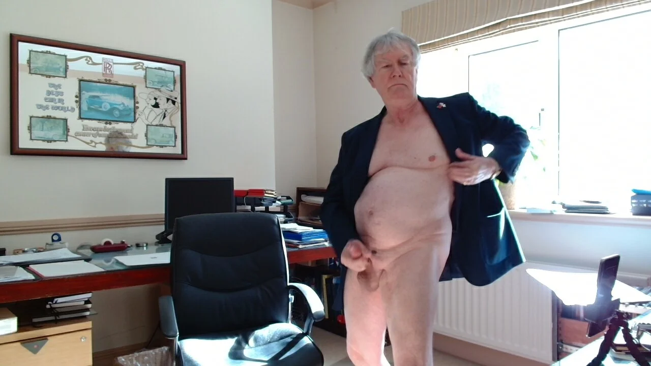 XXX Porn Photo of Nude alan_inlondon 64