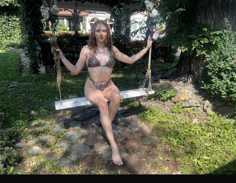 XXX Porn Photo of Nude Abby__White 5