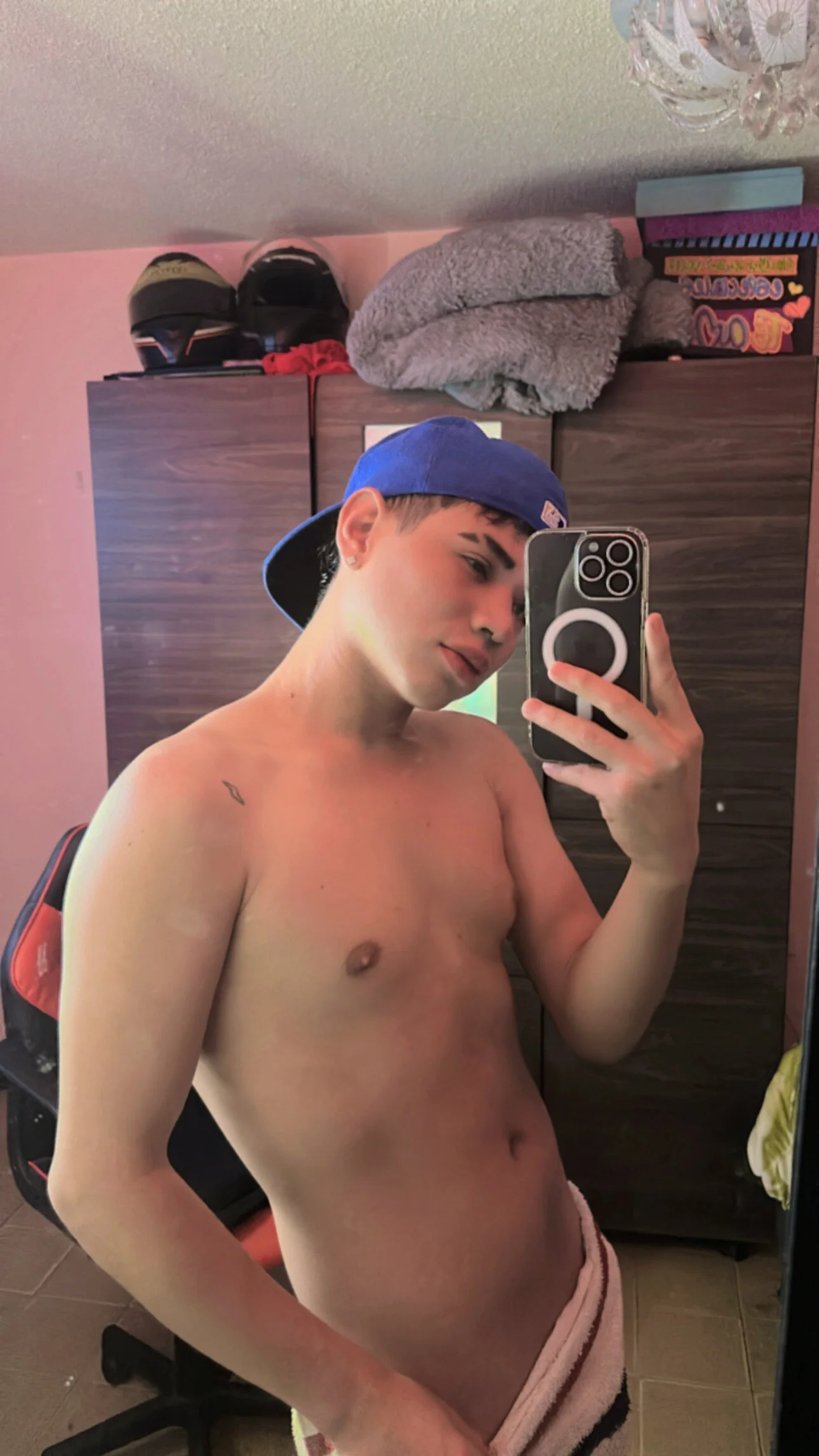 XXX Porn Photo of Nude Jostin18 16