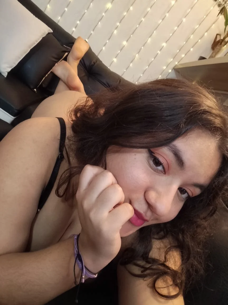 XXX Porn Photo of Nude nadine_russo 3