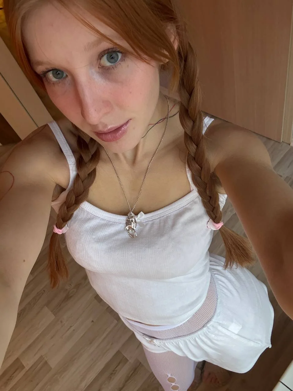 XXX Porn Photo of Nude FoxieKiss 37