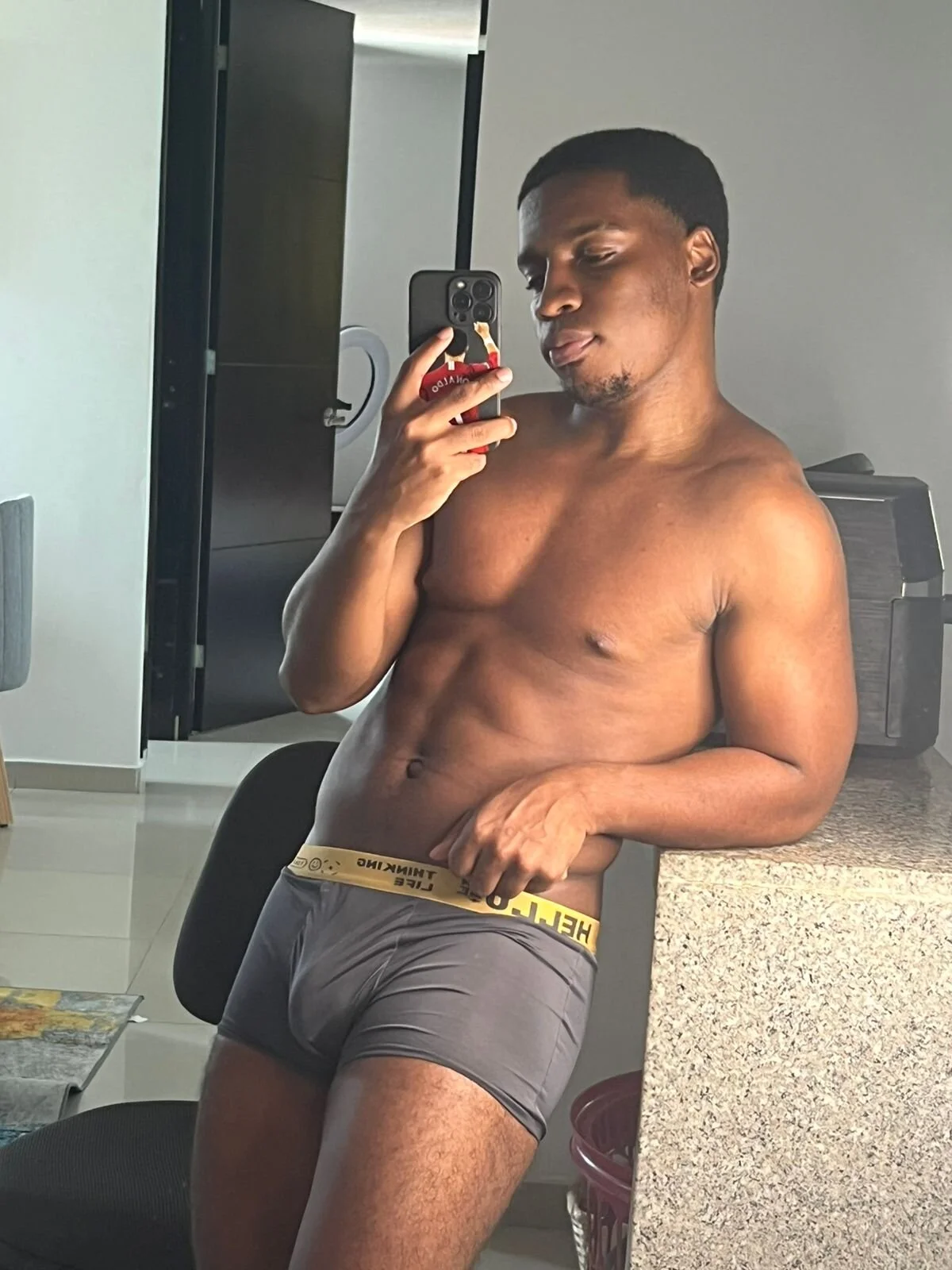 XXX Porn Photo of Nude andyadan 5