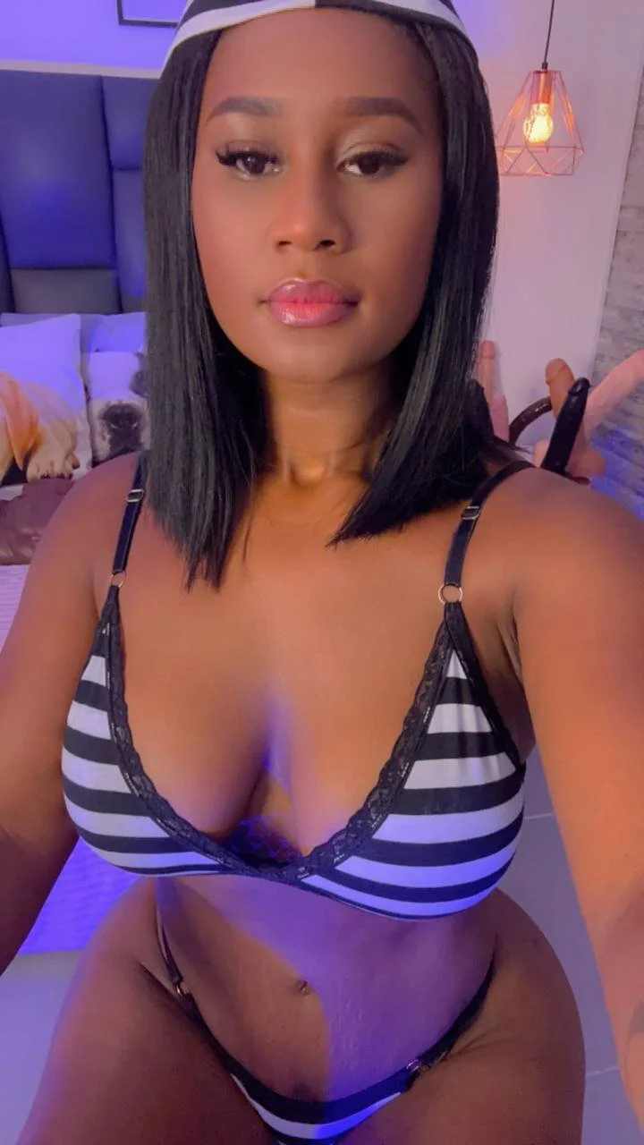 XXX Porn Photo of Nude TinnaCobb 150