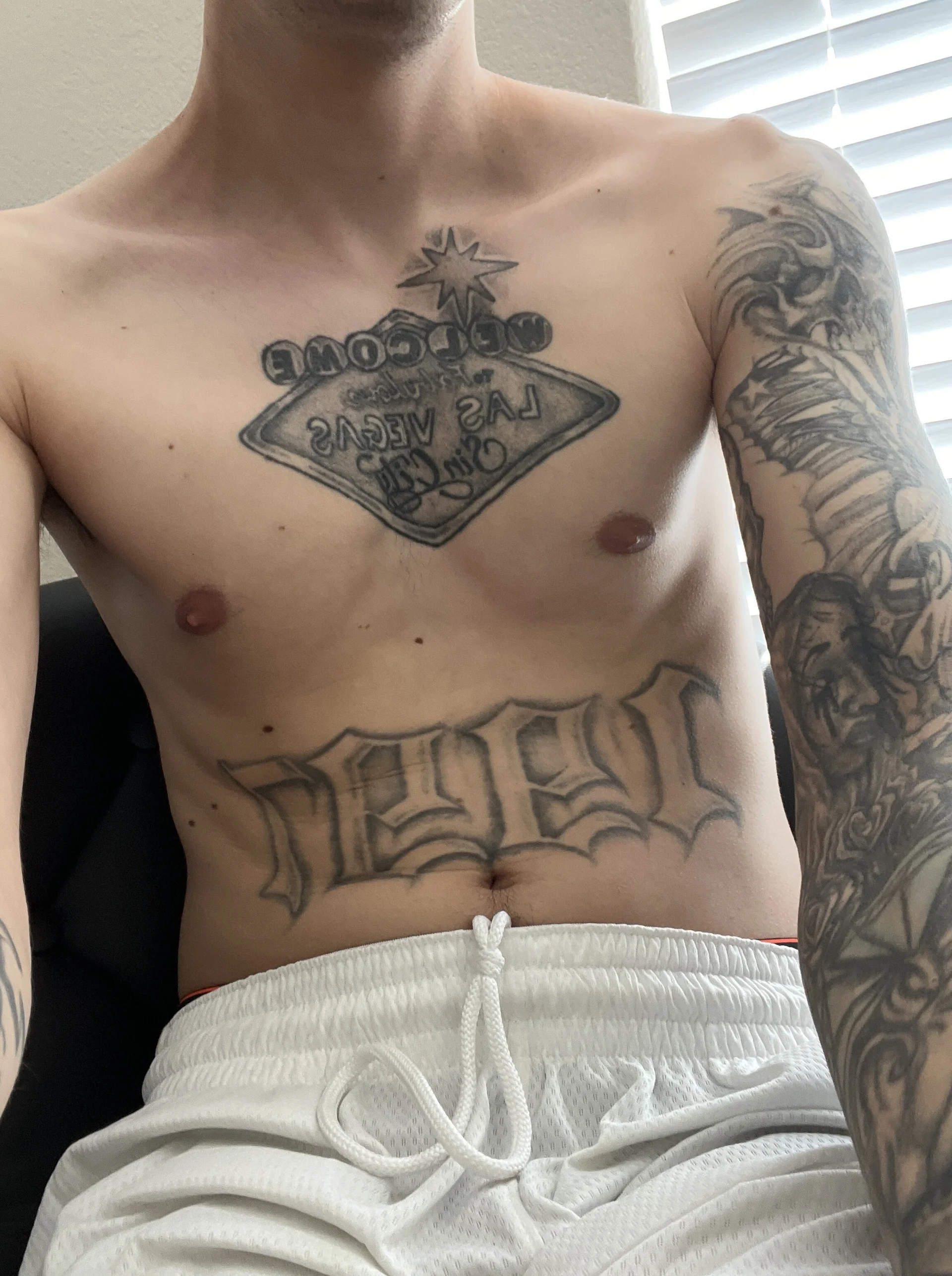XXX Porn Photo of Nude JuicyJoshy 130