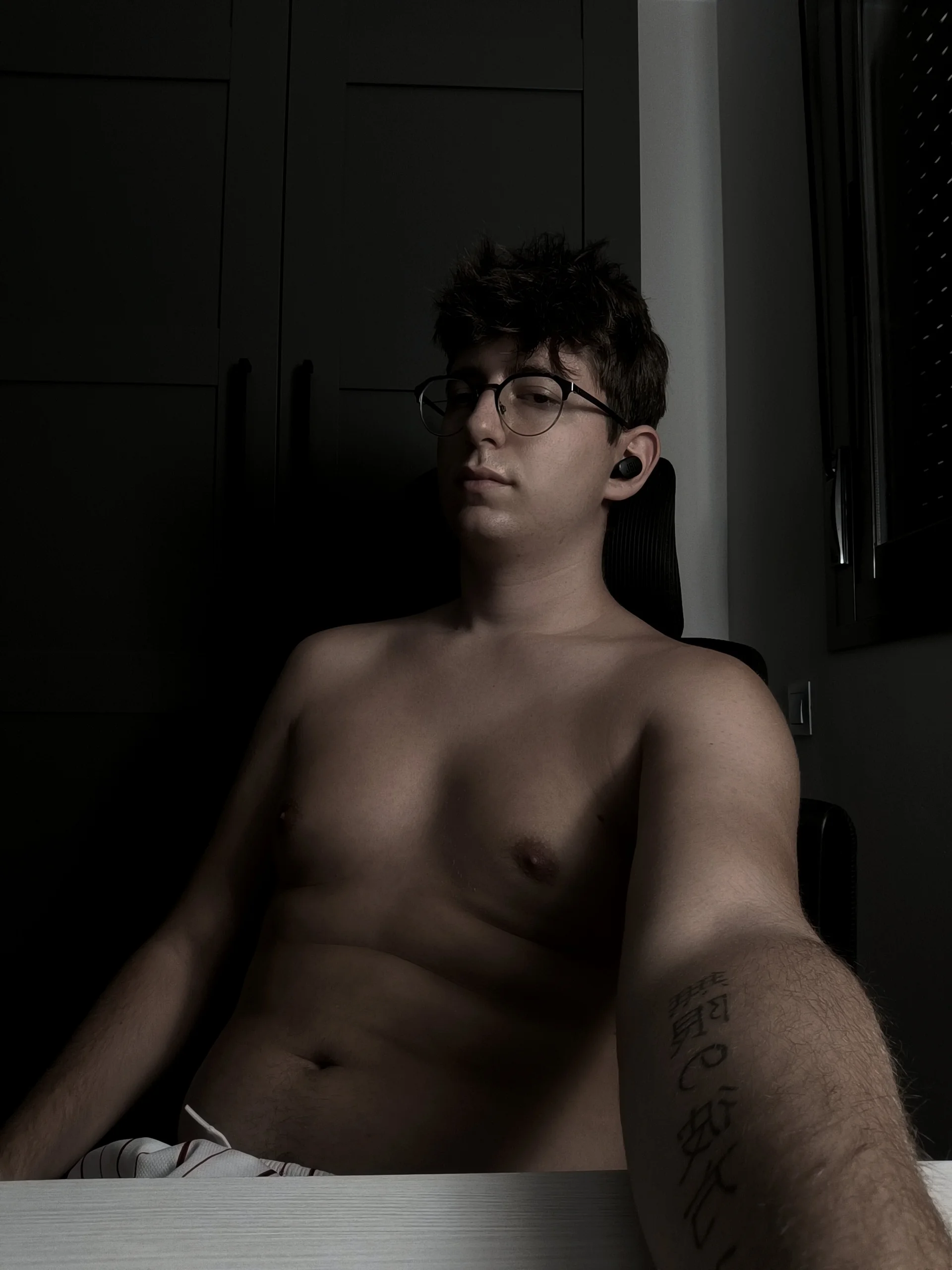 XXX Porn Photo of Nude aaress22cm 4