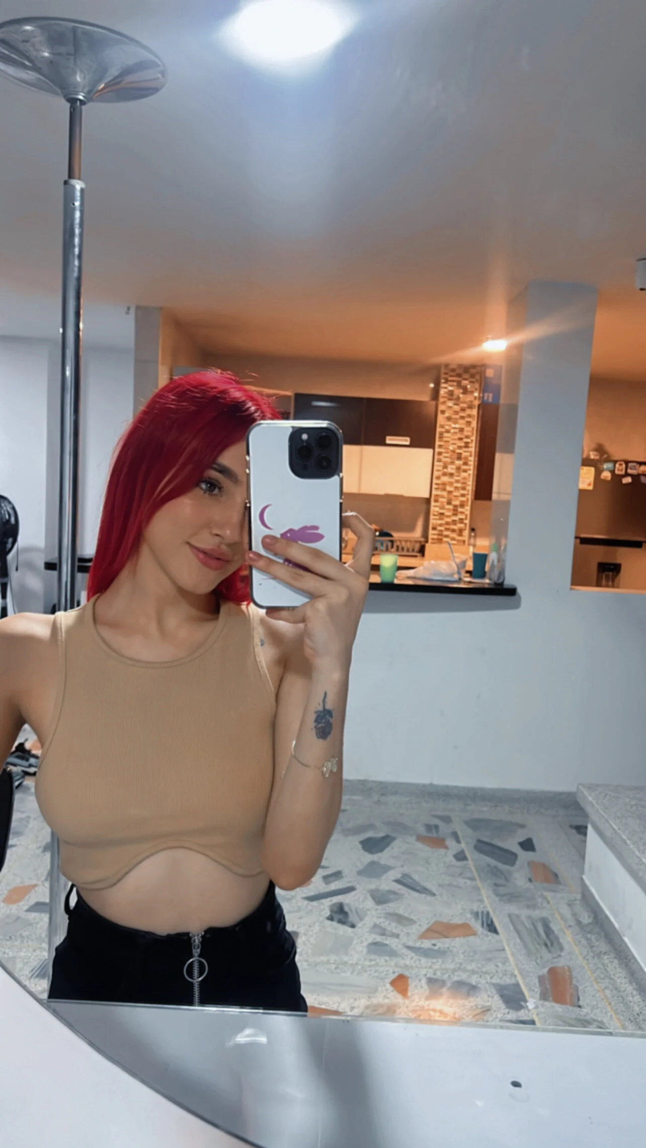 XXX Porn Photo of Nude iamSamanthabe 4