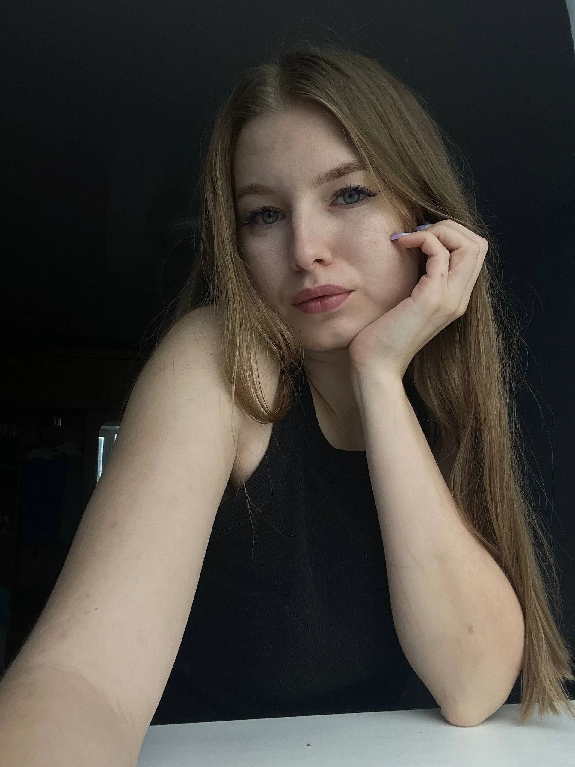 XXX Porn Photo of Nude Lisa_Hummi 8