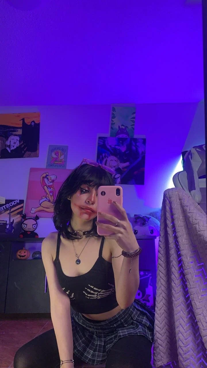 XXX Porn Photo of Nude lolaaa_bunny1 51