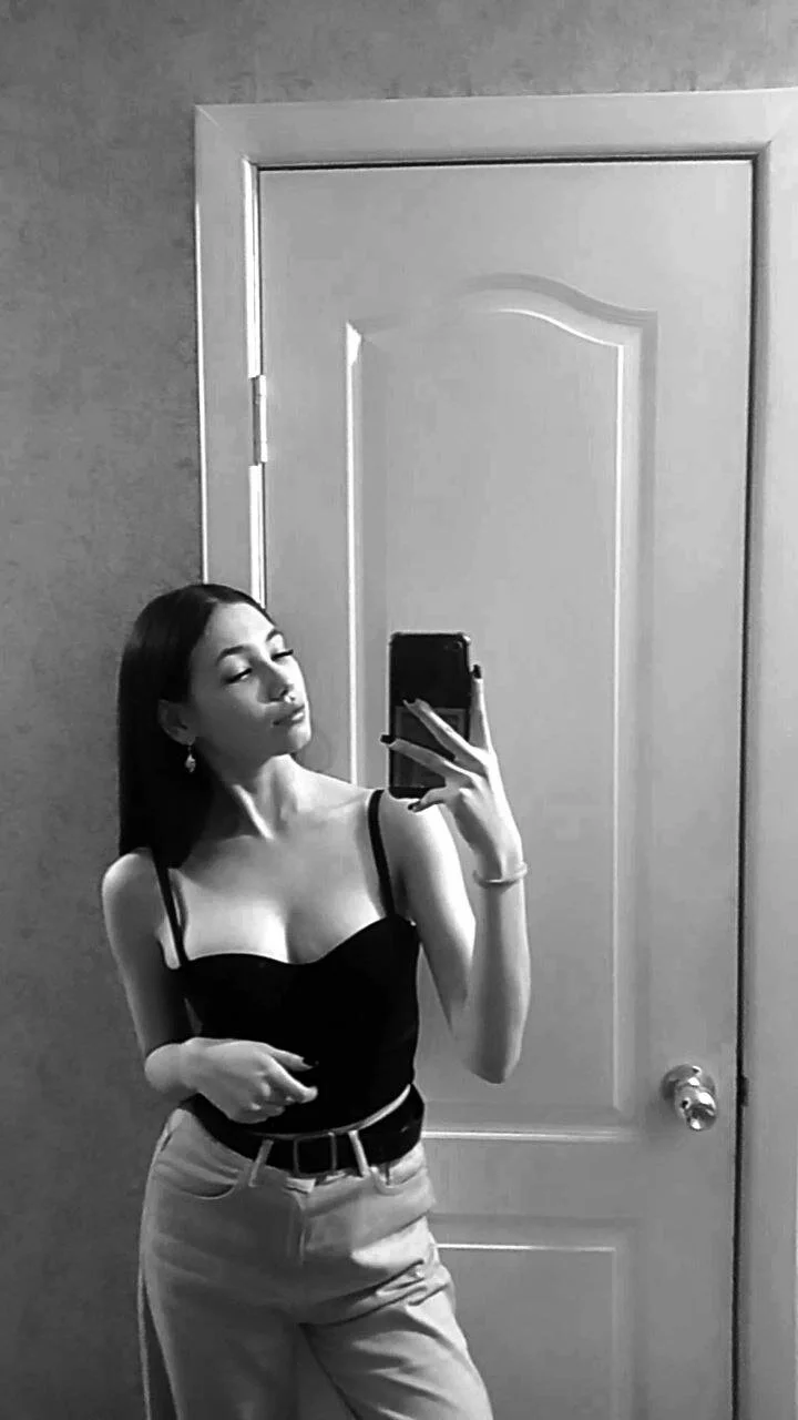 XXX Porn Photo of Nude LizbethGee 2