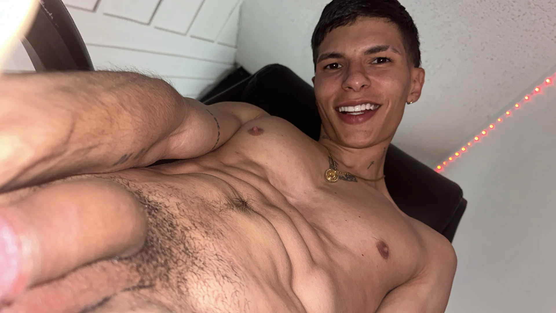 XXX Porn Photo of Nude harrisoncuper 14