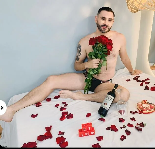 XXX Porn Photo of Nude jonasbeards 33