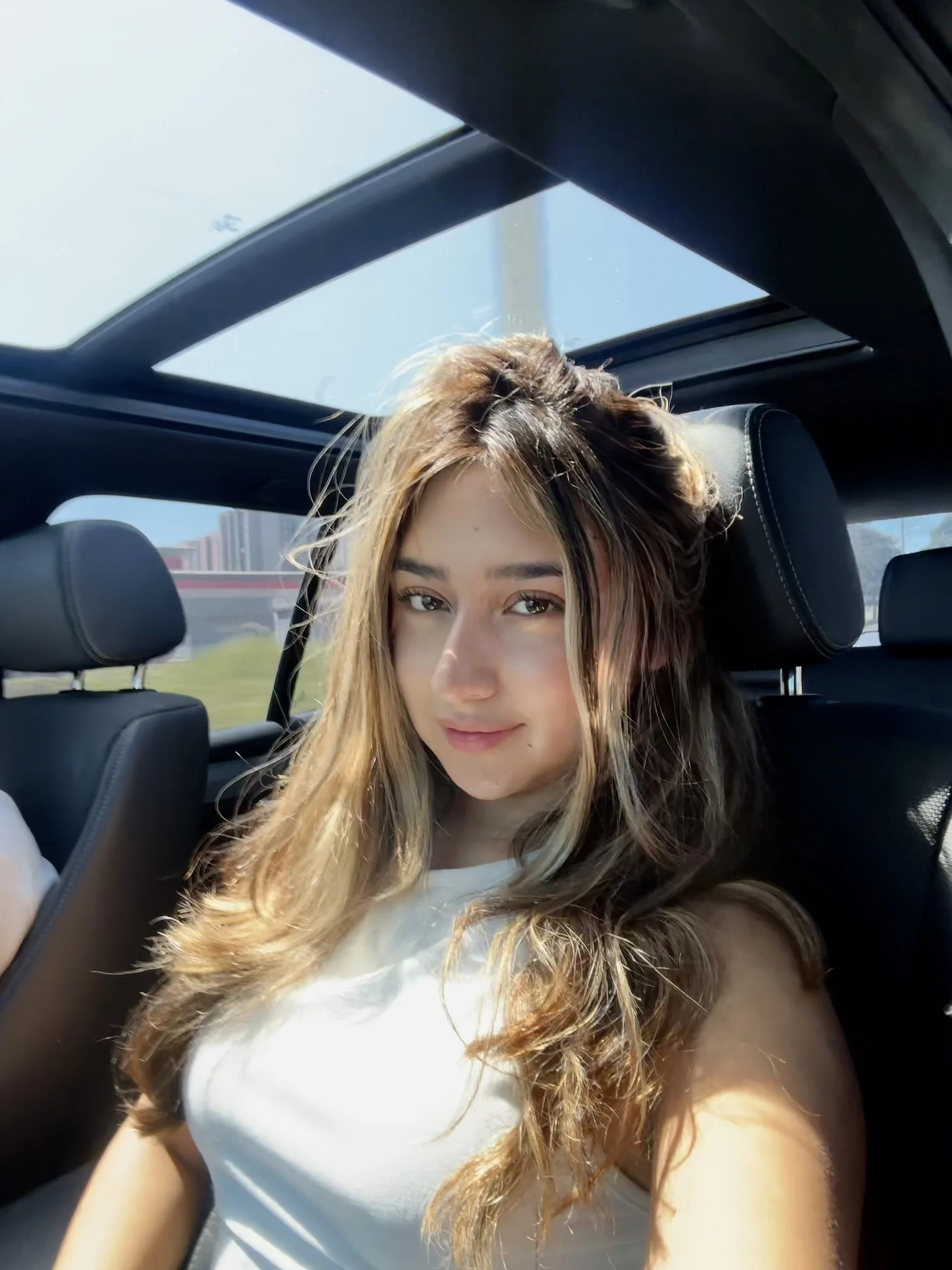XXX Porn Photo of Nude Hornyholly__ 5