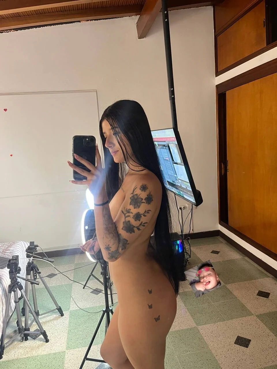 XXX Porn Photo of Nude LucienneFerrer 15