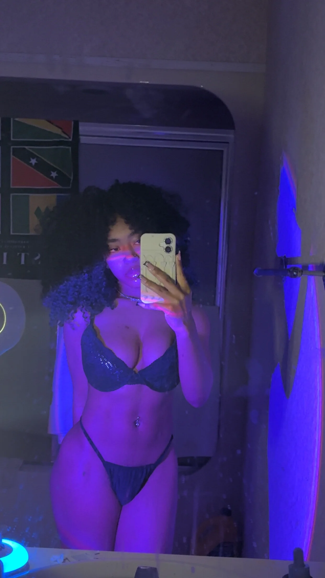 XXX Porn Photo of Nude lifeoftt_19xx 154