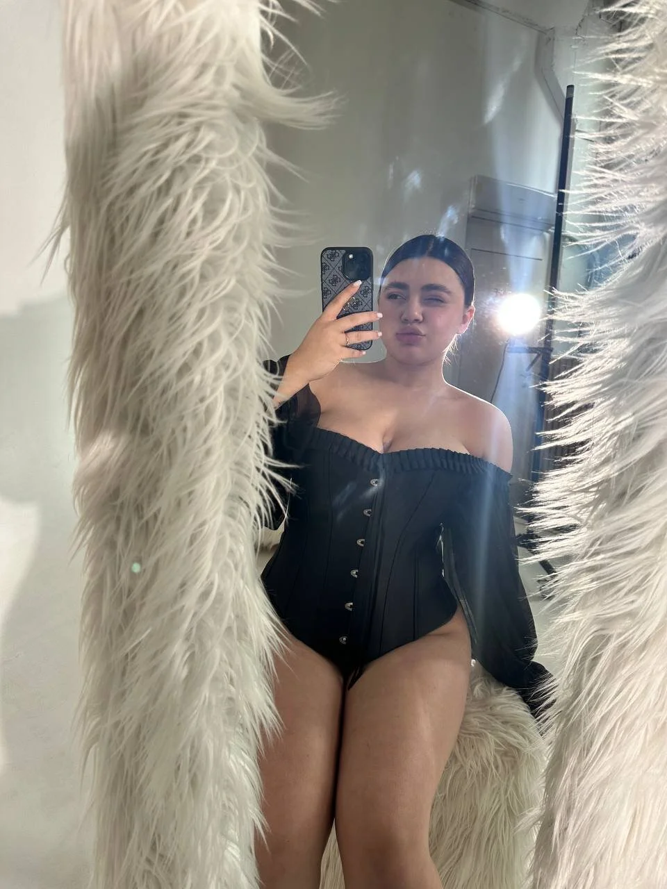 XXX Porn Photo of Nude Luna_Kira 6