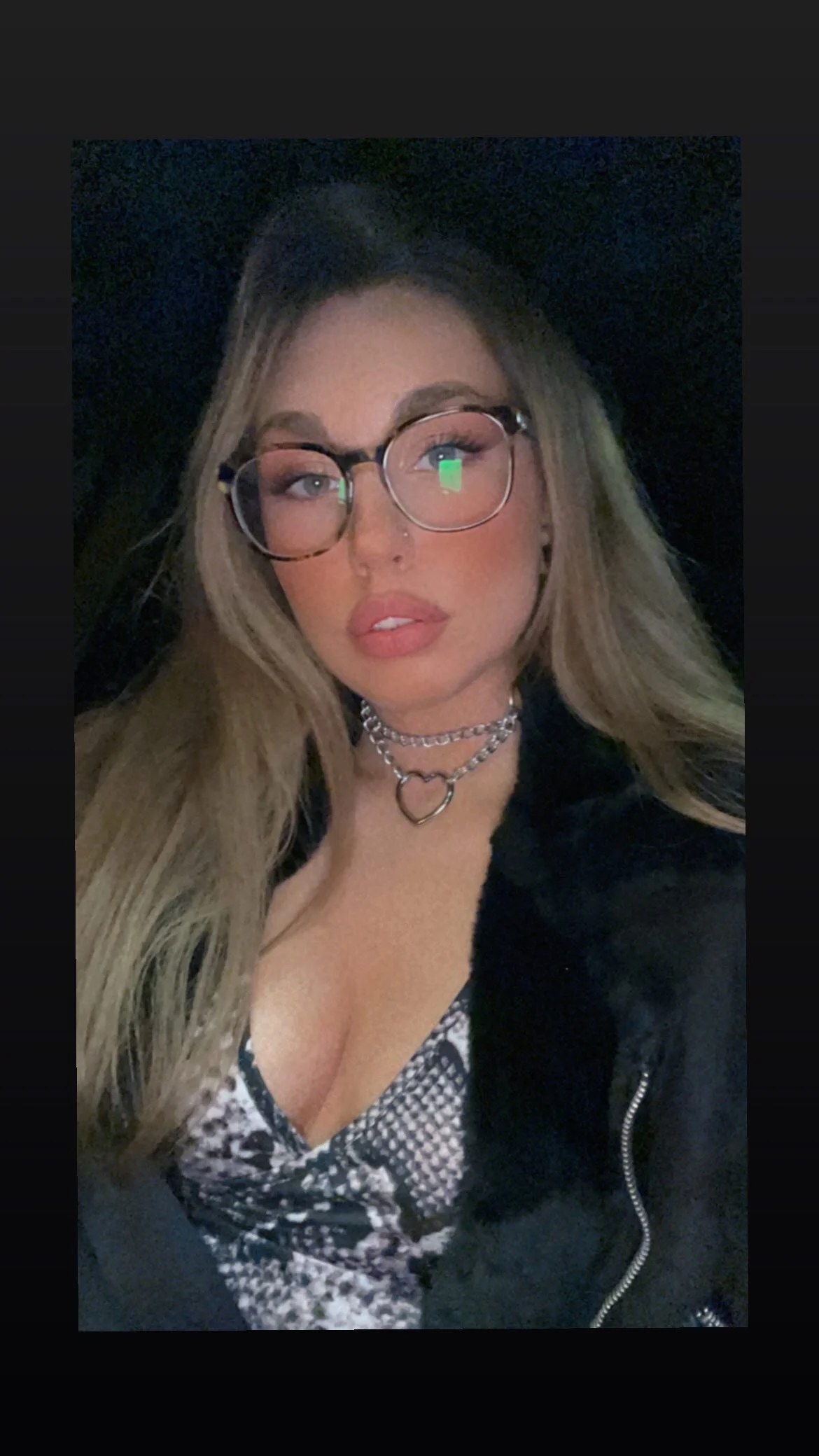 XXX Porn Photo of Nude Estherjizz 10