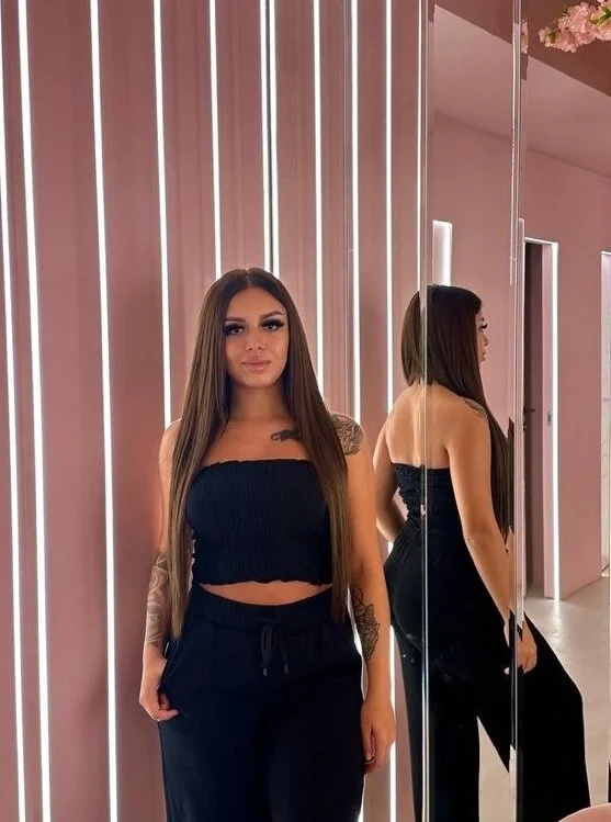 XXX Porn Photo of Nude RoxelleFox 2