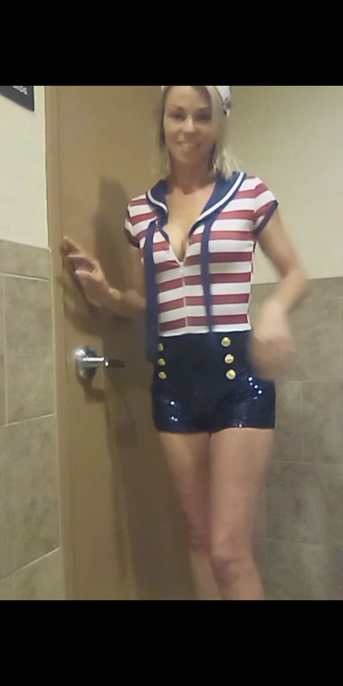 XXX Porn Photo of Nude cammyquart 90