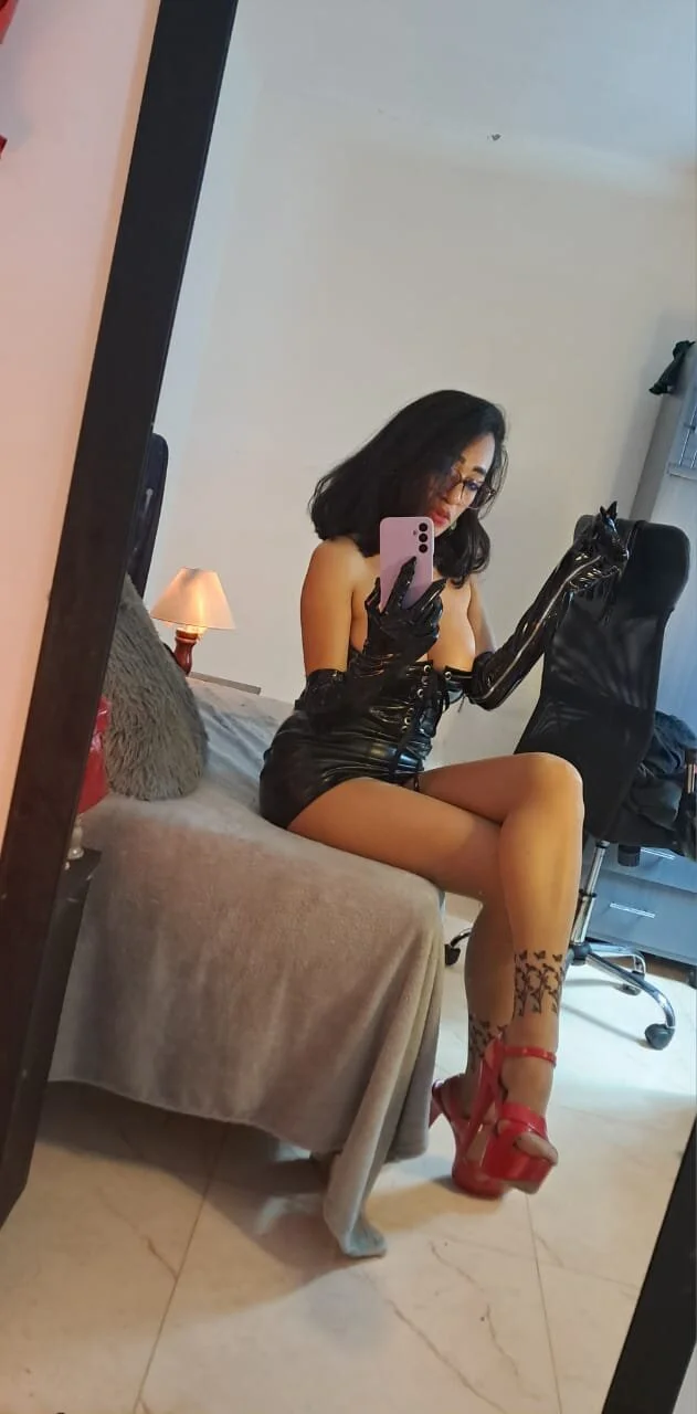 XXX Porn Photo of Nude AmelieMartinez 7