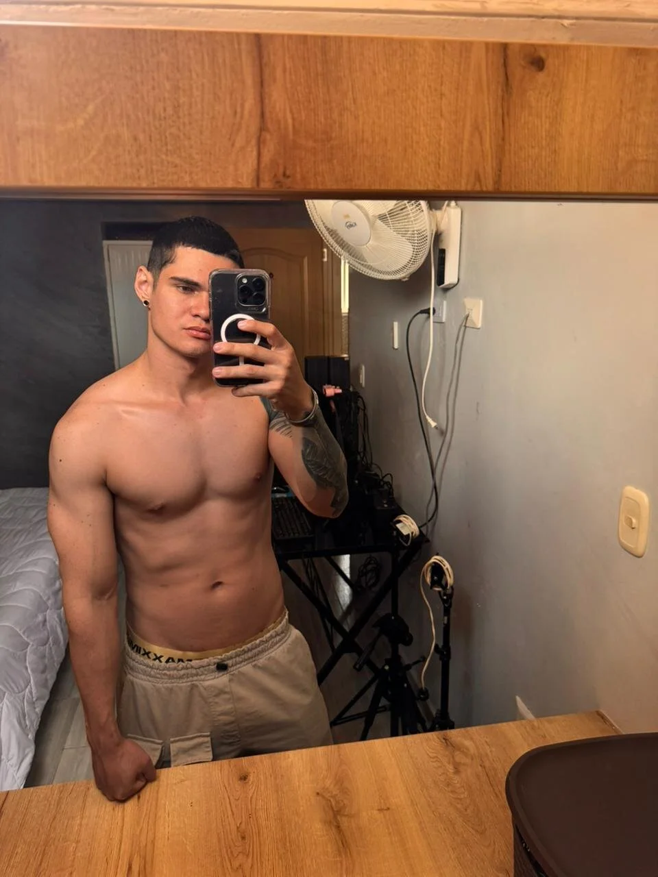 XXX Porn Photo of Nude Marcusvandal 10