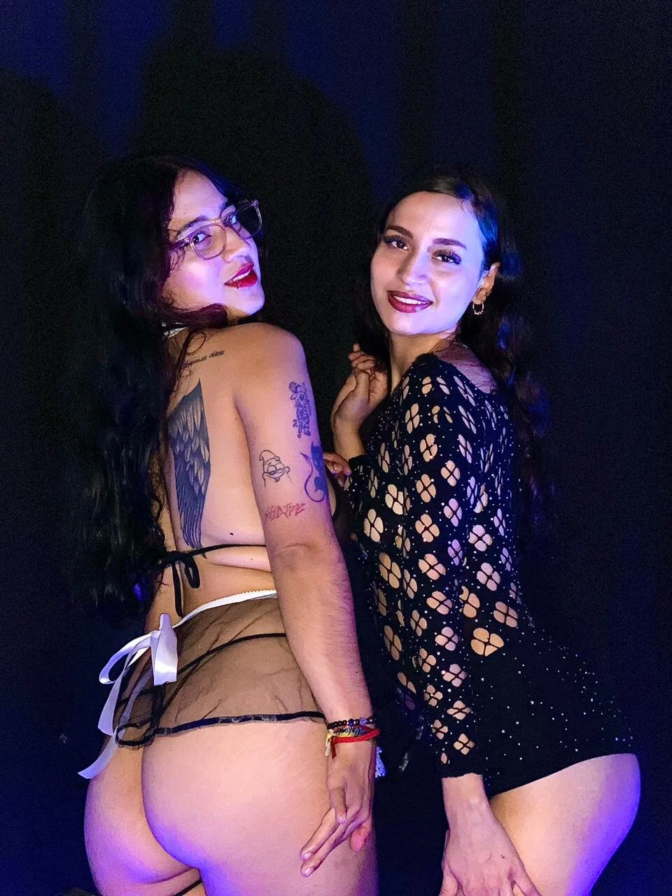 XXX Porn Photo of Nude AliceeANDemma 7