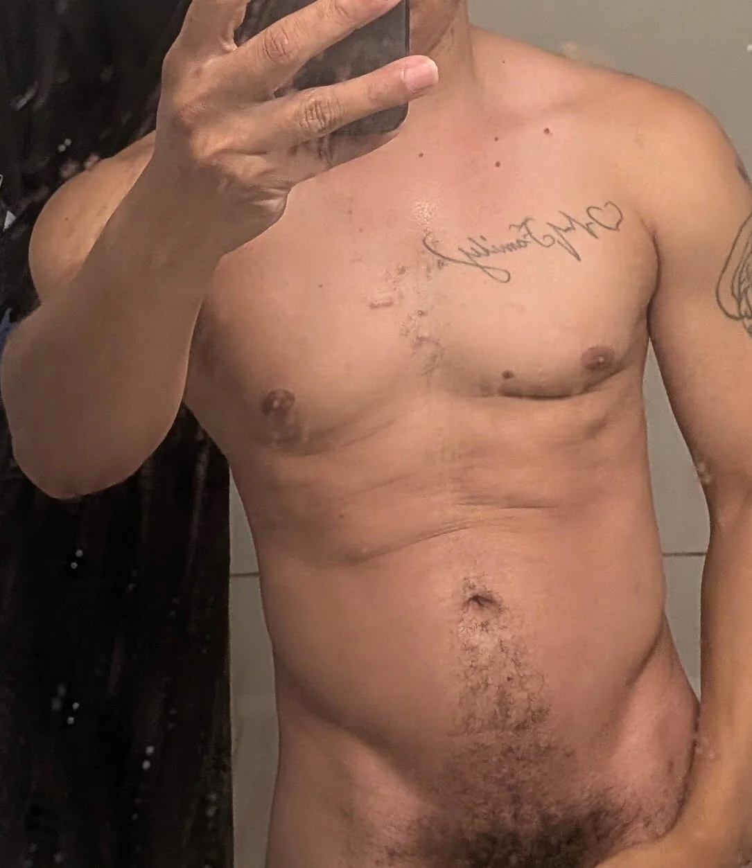 XXX Porn Photo of Nude Lonelyboiatl 1