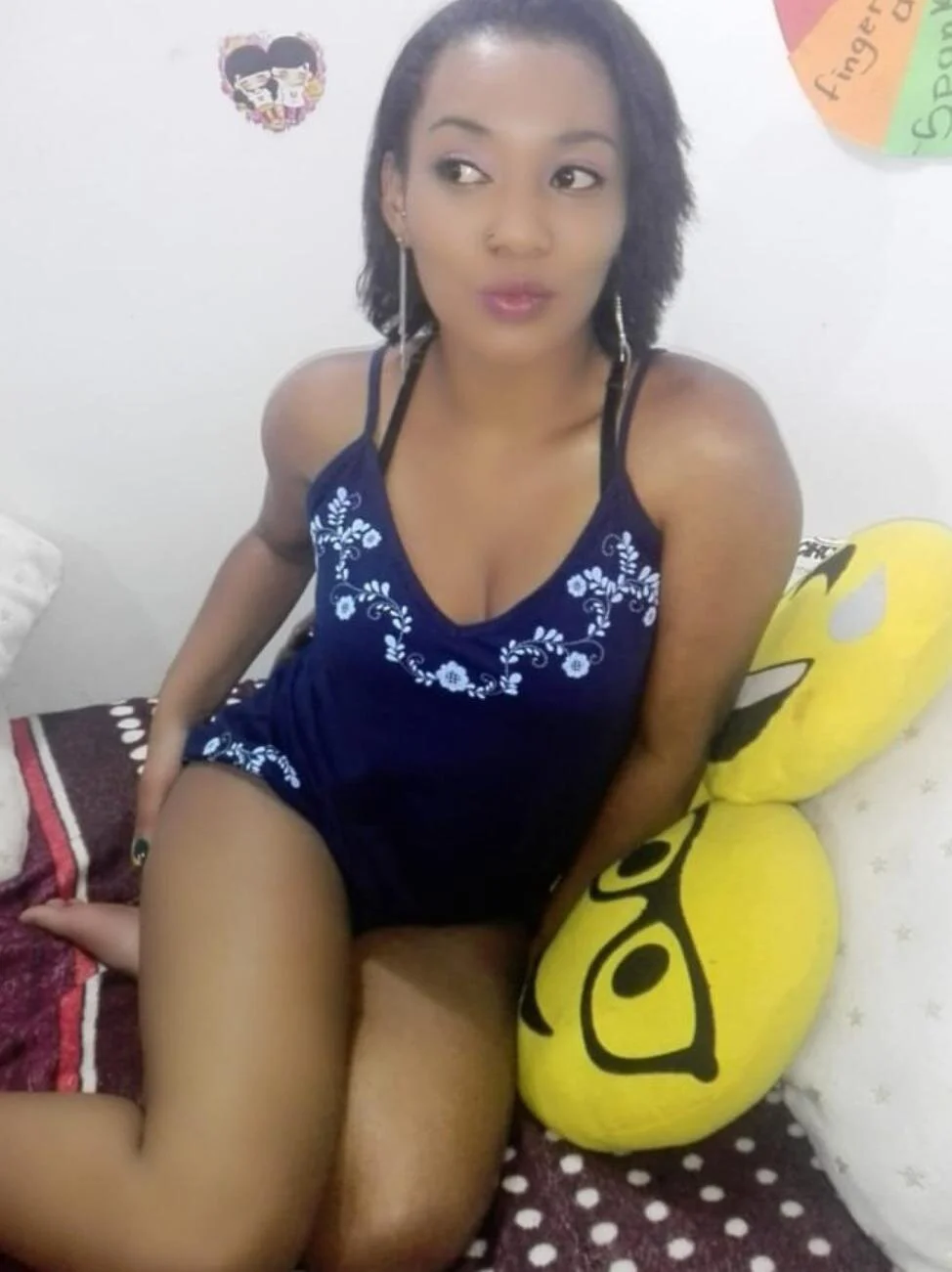 XXX Porn Photo of Nude Azul_Luna 15