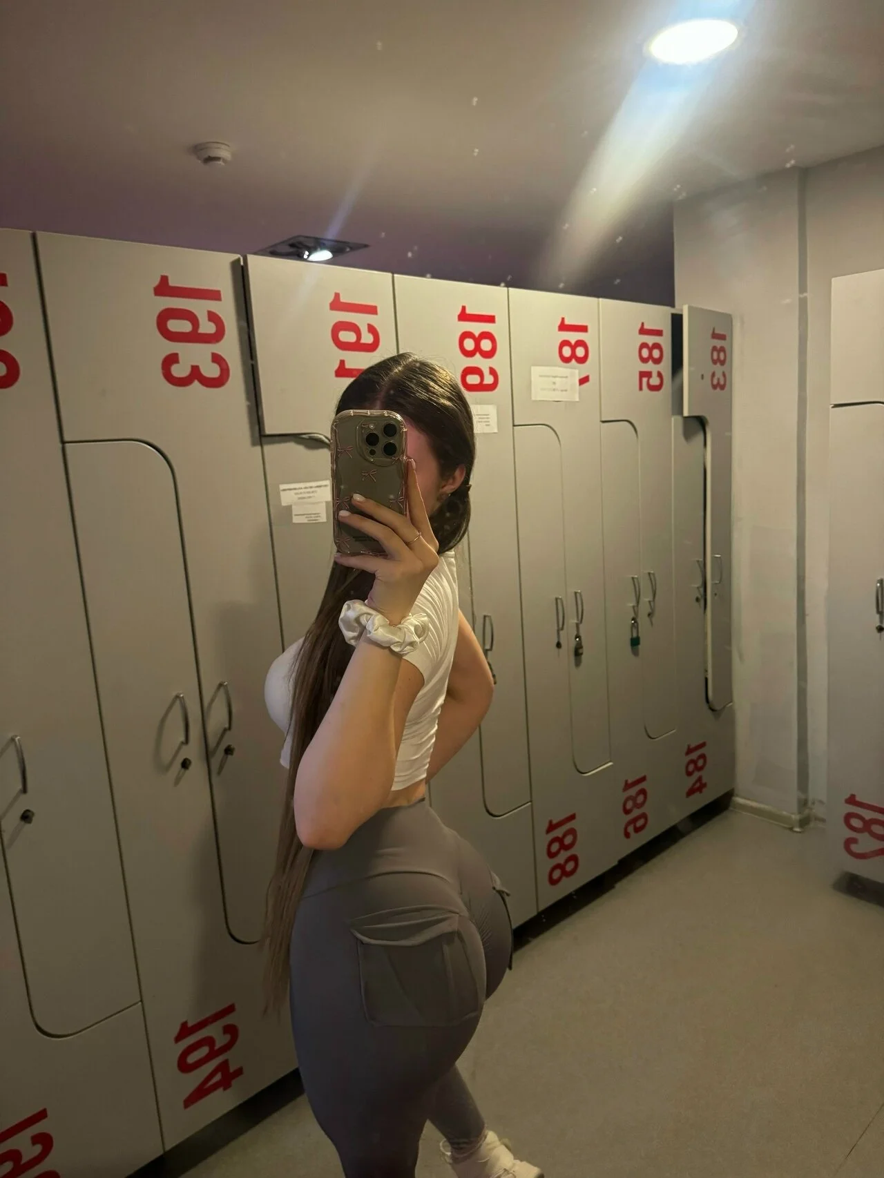 XXX Porn Photo of Nude MissPompadure 19