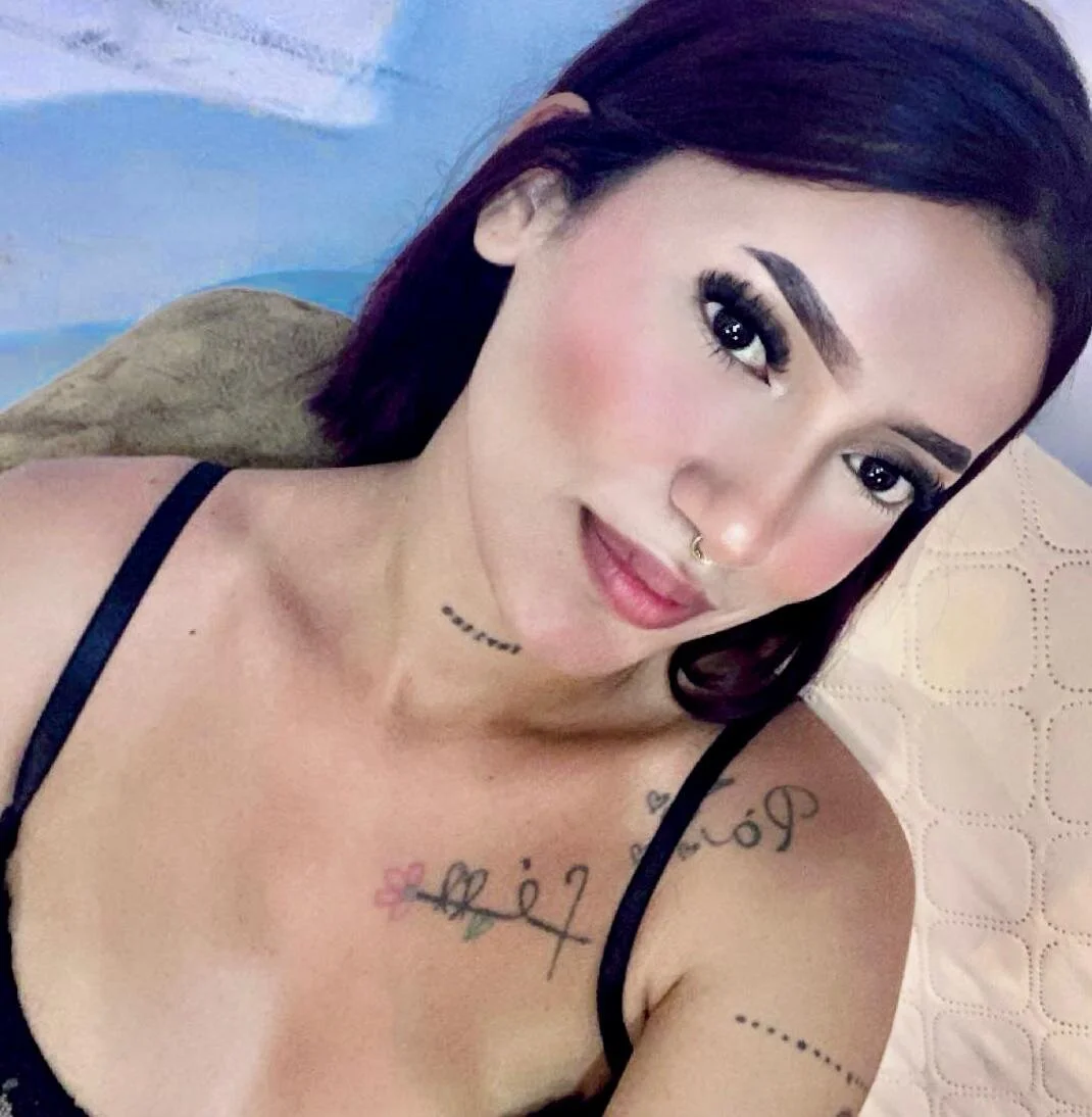 XXX Porn Photo of Nude evha-ghala 1