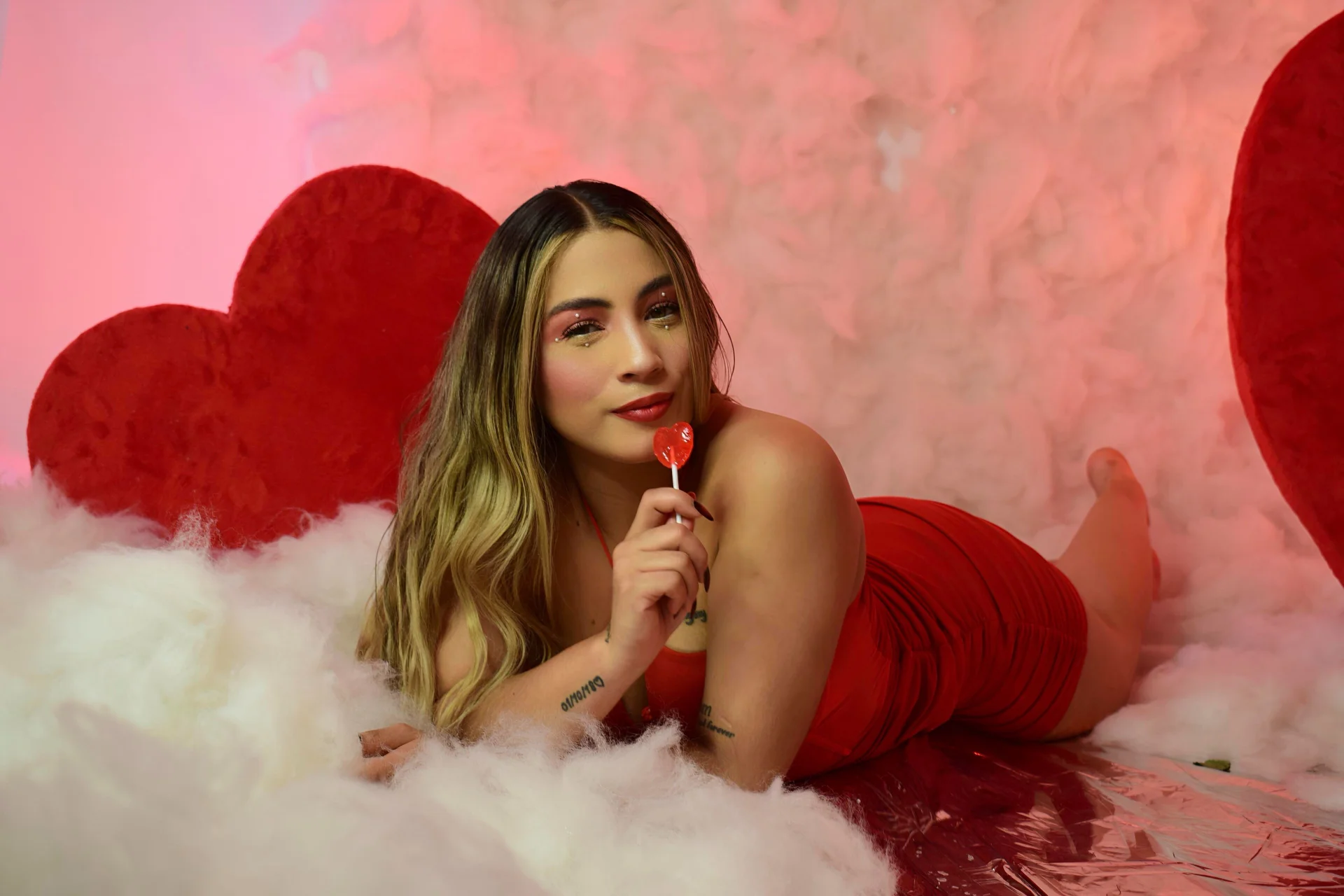 XXX Porn Photo of Nude Ema_Stone65 88