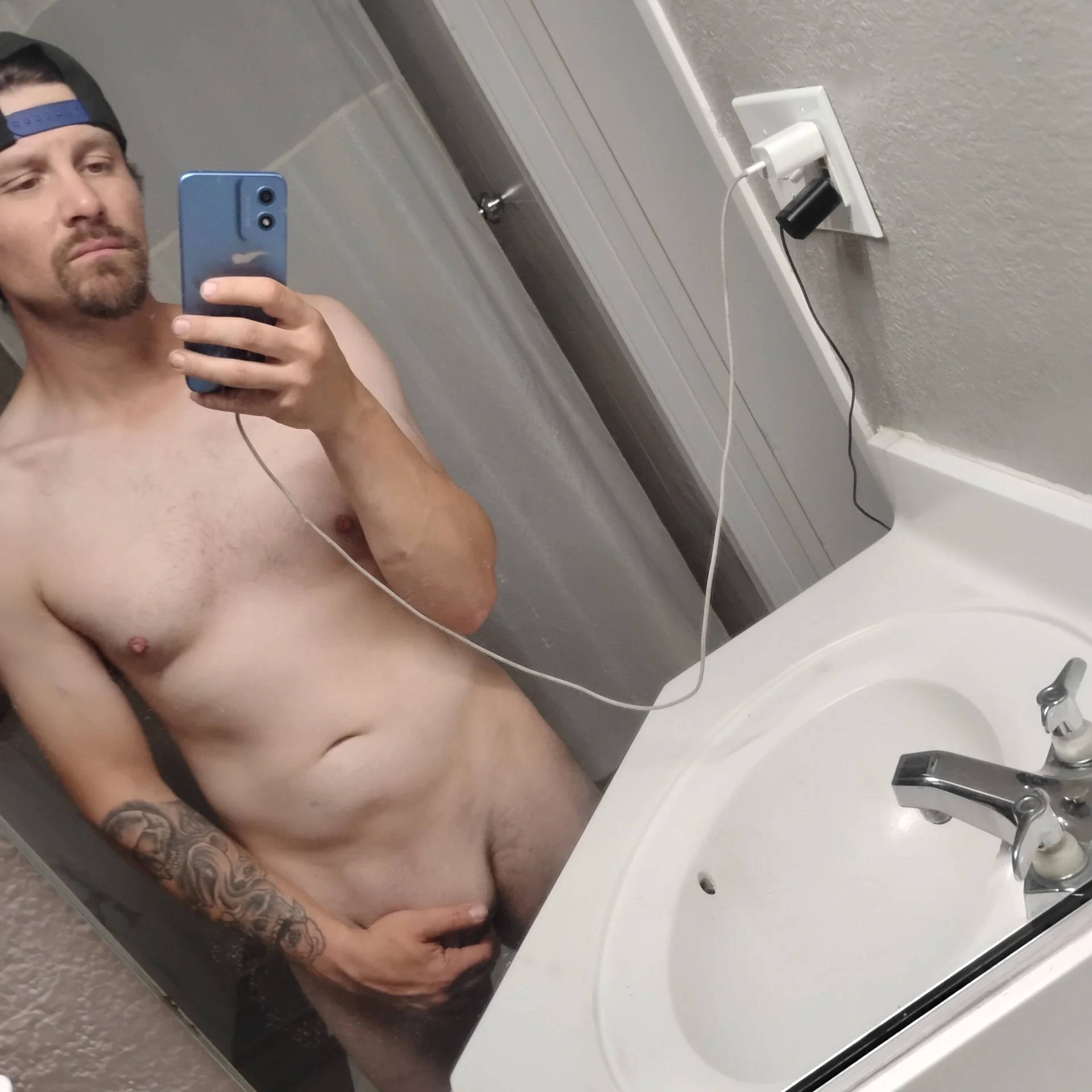 XXX Porn Photo of Nude loooper777 2