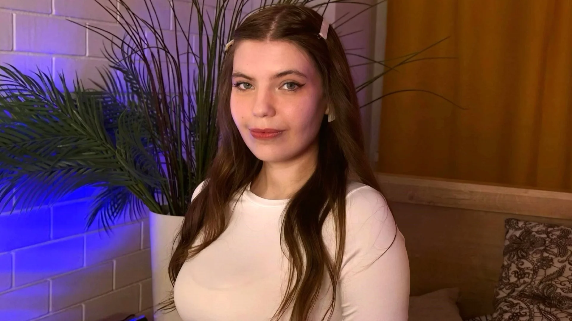 XXX Porn Photo of Nude KisaPikmi 1