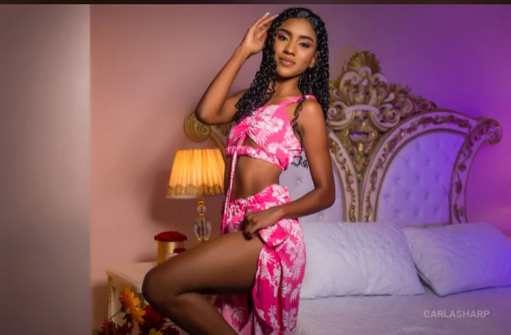 XXX Porn Photo of Nude tinafernanda 4
