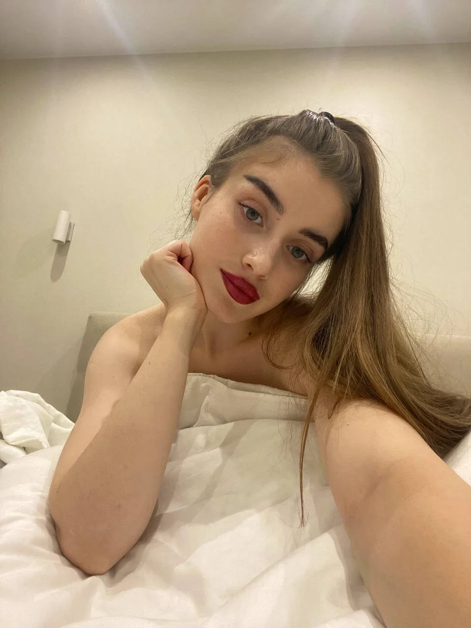XXX Porn Photo of Nude sensitiveana 4