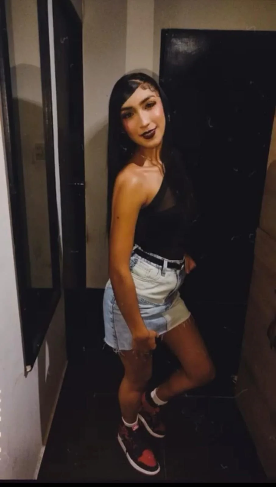 XXX Porn Photo of Nude yvonne_1998 3