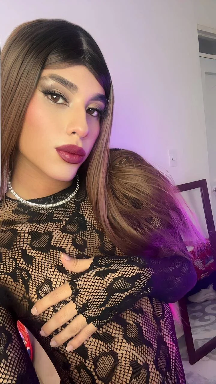 XXX Porn Photo of Nude Ari_Miaxx 15
