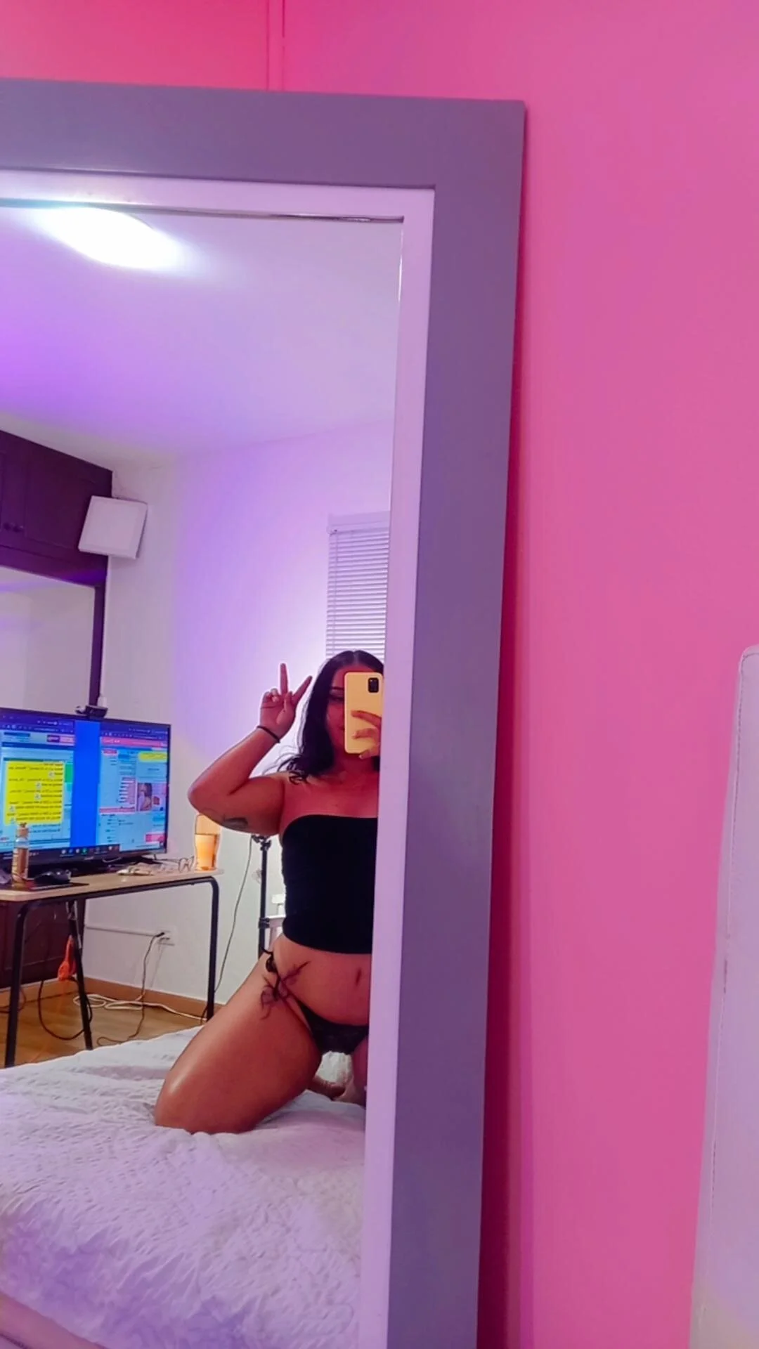 XXX Porn Photo of Nude valkiria_moore 5