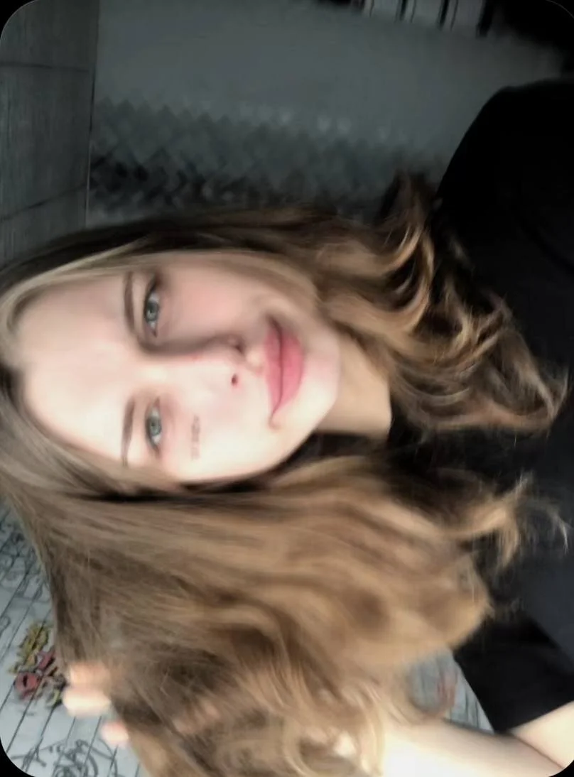 XXX Porn Photo of Nude LouiseKane 3