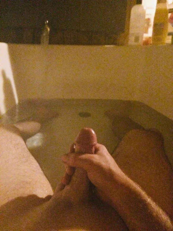 XXX Porn Photo of Nude cannonball765309 9