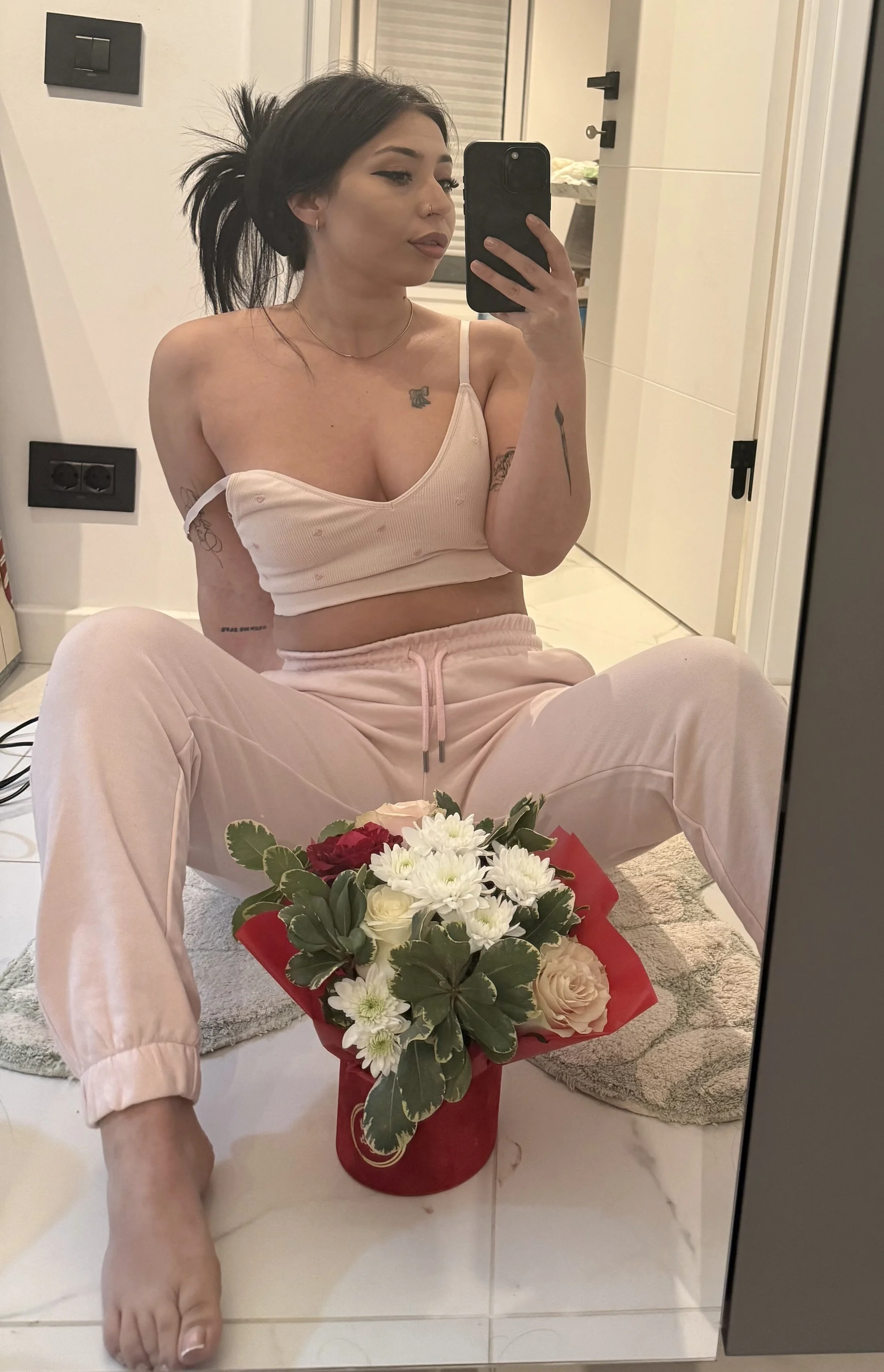 XXX Porn Photo of Nude KimArts 28